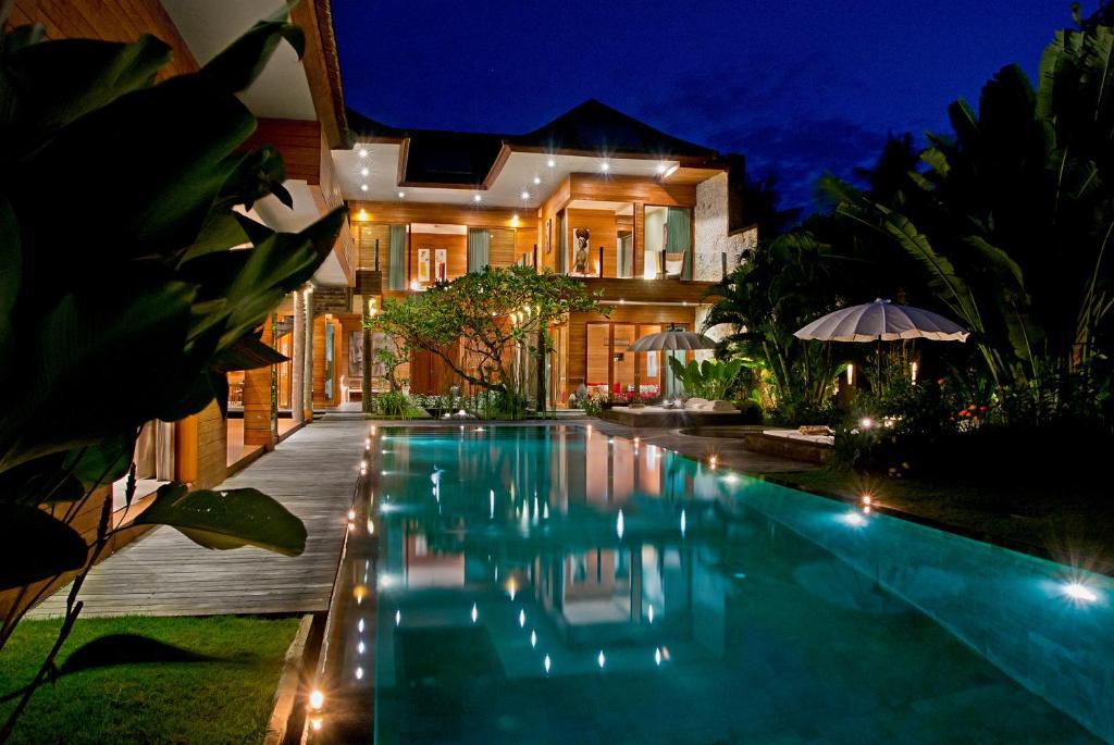 Eko Villa Seminyak - Tropical Villa, Walk To Beach Zewnętrze zdjęcie